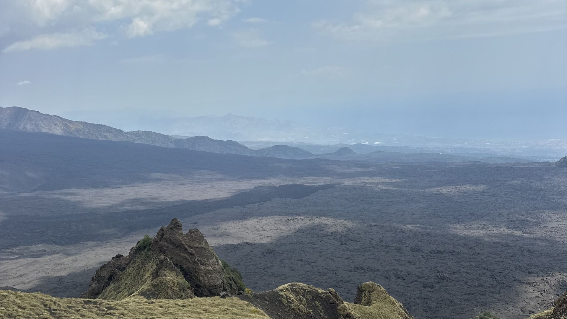Trekking alla Valle del Bove - Foto 10