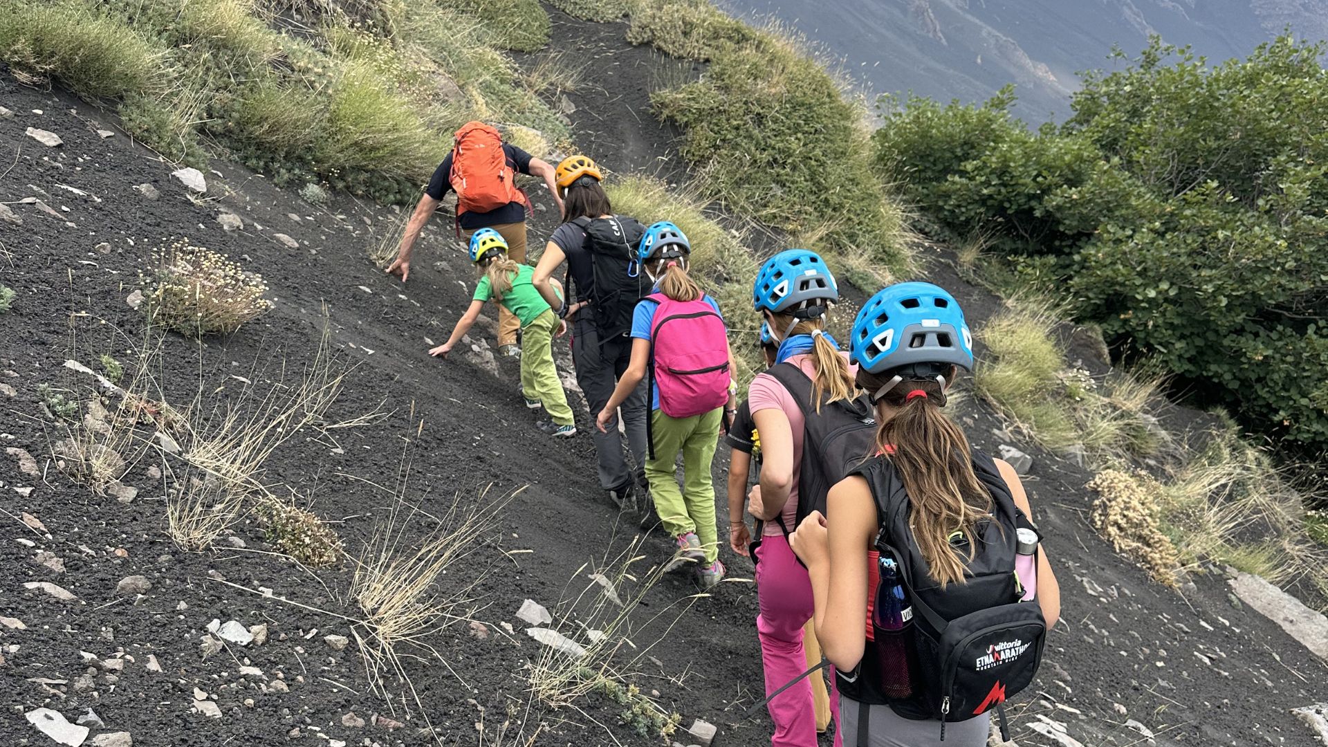 Trekking alla Valle del Bove - Foto 11