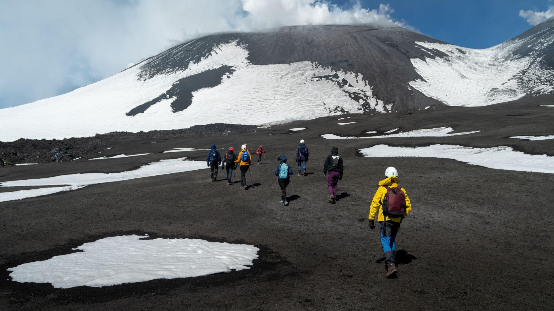 Etna trekking alle zone sommitali - Foto 3